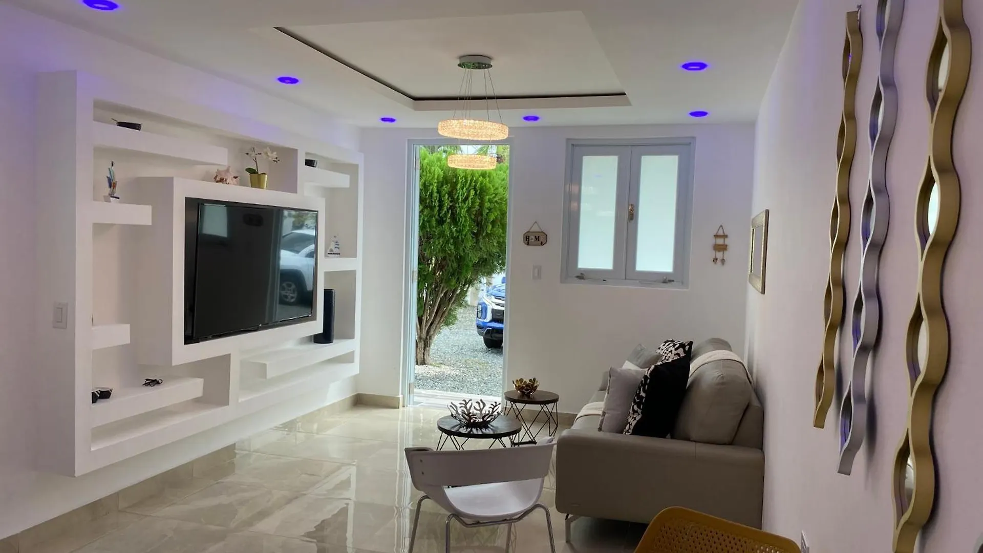 Modern Beach Retreat: 1-Bed Apt At Villa Iris Luquillo